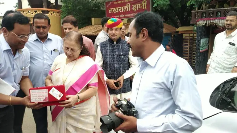 SUMITRA MAHAJAN